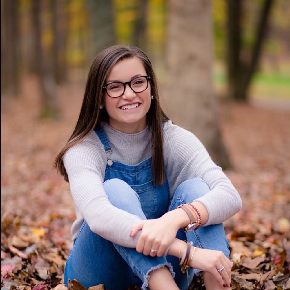 Meet your Posher, Emily